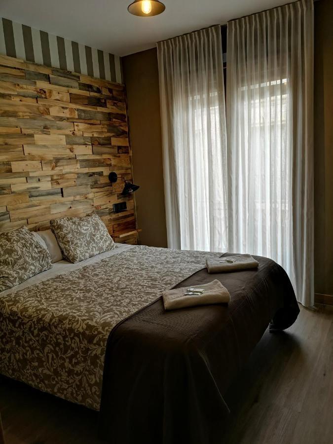 סגוביה Hostal Juan Bravo מראה חיצוני תמונה