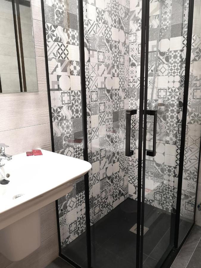 סגוביה Hostal Juan Bravo מראה חיצוני תמונה