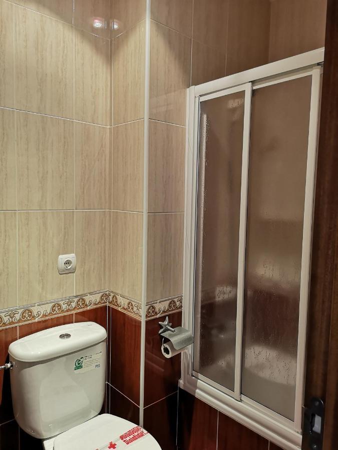 סגוביה Hostal Juan Bravo מראה חיצוני תמונה